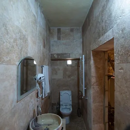 The Cave House Ουργκούπ