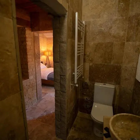 The Cave House Ξενοδοχείο 3*
