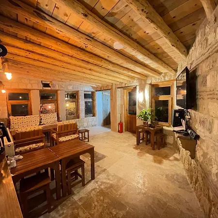 The Cave House Ξενοδοχείο Ουργκούπ