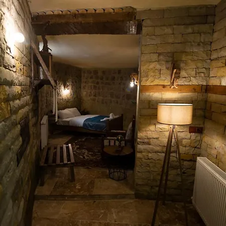 The Cave House Ξενοδοχείο 3*