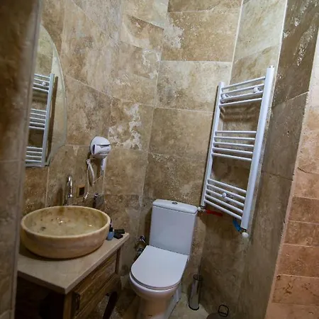 Ξενοδοχείο The Cave House 3*